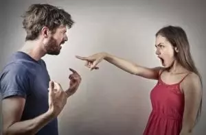 Почему мужчина проявляет агрессию к понравившейся женщине
